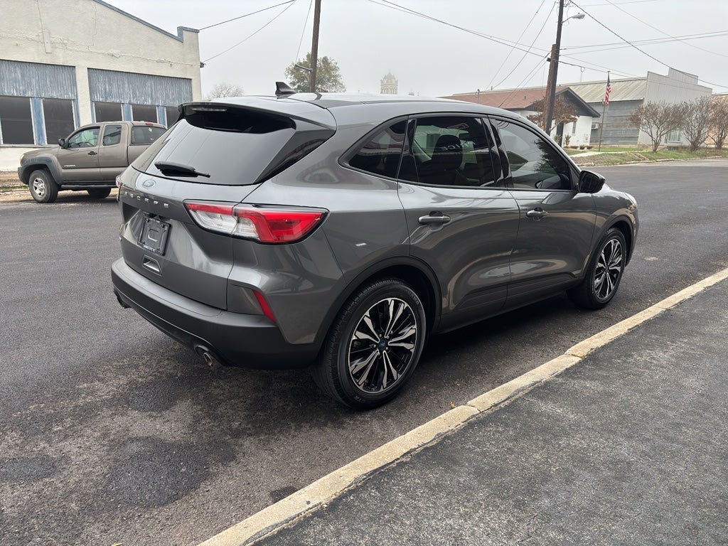 2021 Ford Escape SE
