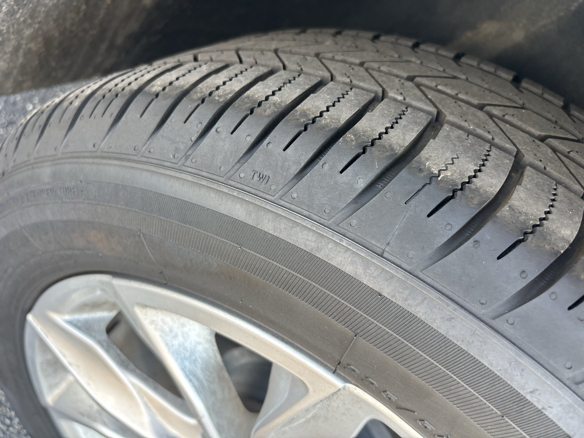 1G1ZD5ST6SF121124