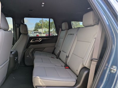 2025 GMC Yukon Elevation