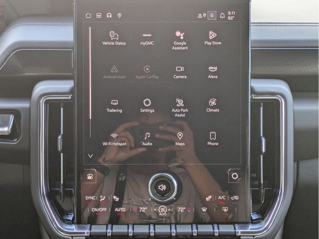 2025 GMC Yukon Elevation