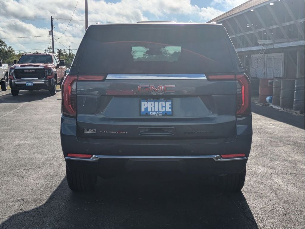 2025 GMC Yukon Elevation