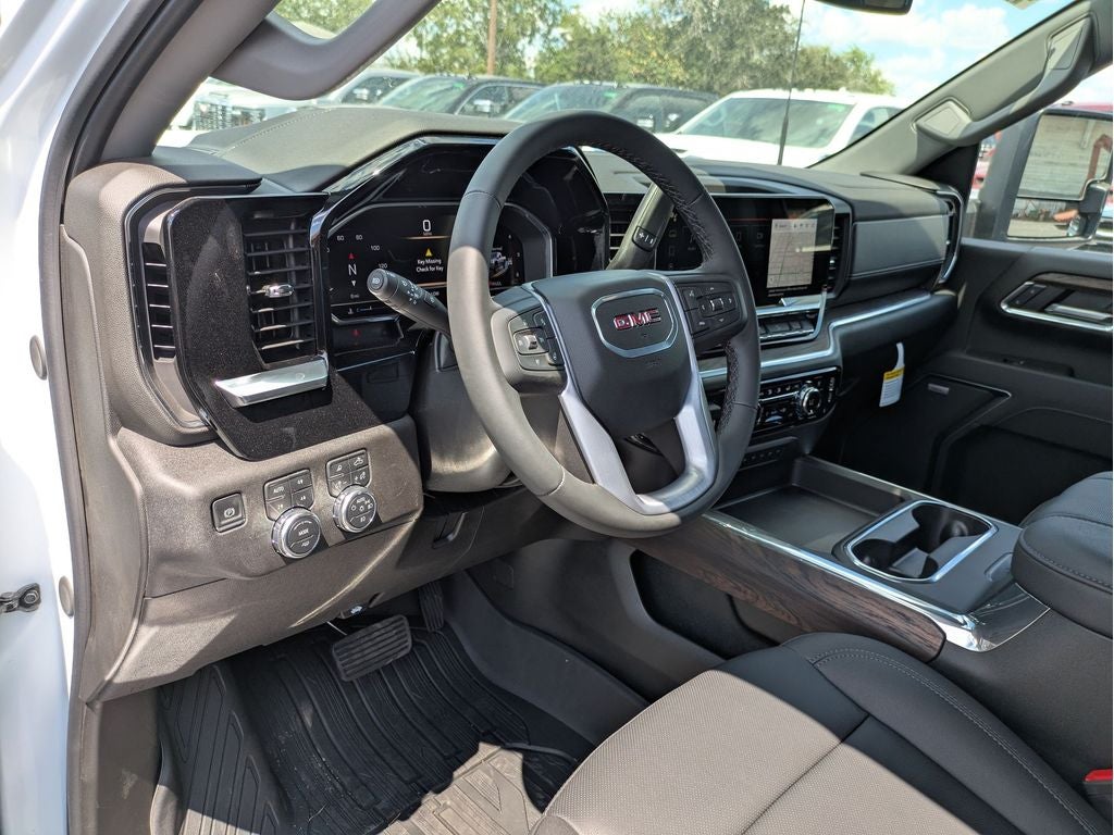 2025 GMC Sierra 2500 HD SLT