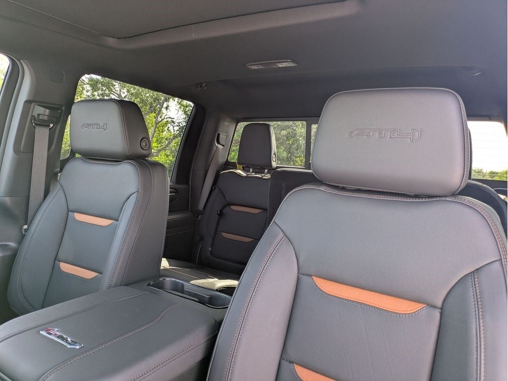 2025 GMC Sierra 2500 HD AT4