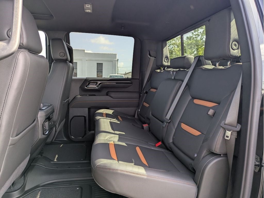 2025 GMC Sierra 2500 HD AT4