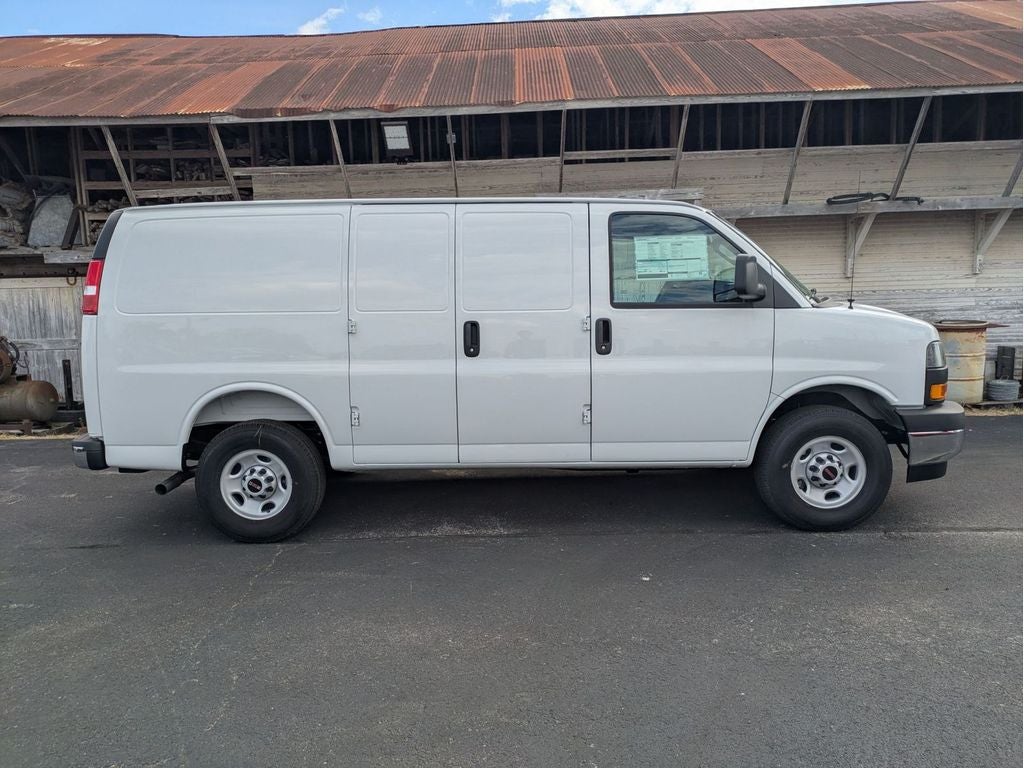 2025 GMC Savana Cargo 3500 Work Van