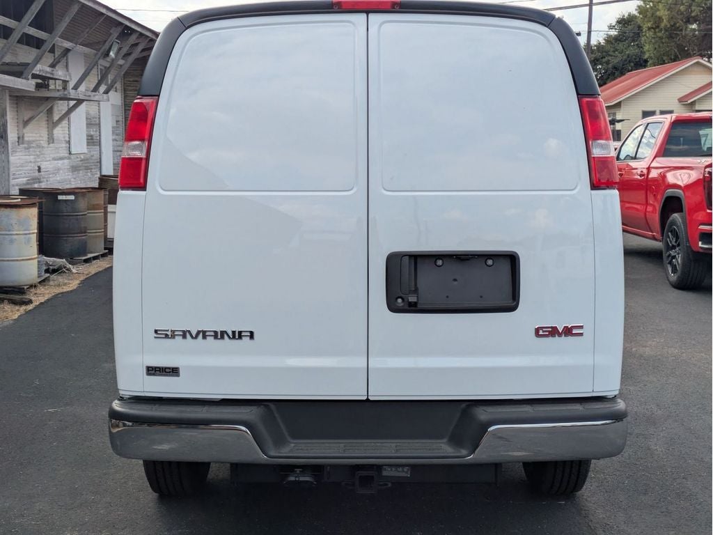2025 GMC Savana Cargo 3500 Work Van
