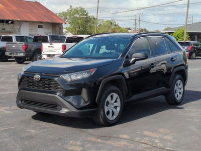 2020 Toyota RAV4 LE