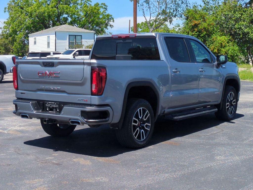 2025 GMC Sierra 1500 AT4