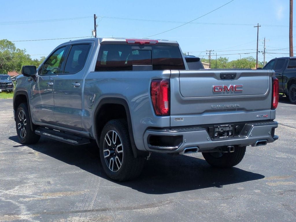 2025 GMC Sierra 1500 AT4