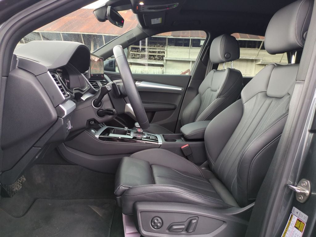 2024 Audi Q5 S line Premium Plus